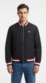Tommy Jeans Men's Lightweight Waterproof Bomber Jacke - Image 9